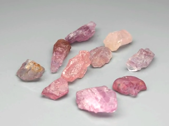side view 30.66ct Natural Burma Spinel Rough Lot – 10x piece- Multi-Color